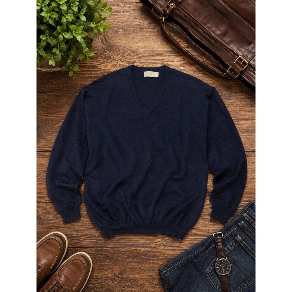 St Croix Sweater Mens Wool Medium Blue V Neck Pullover Knit Shirt Top USA Merino